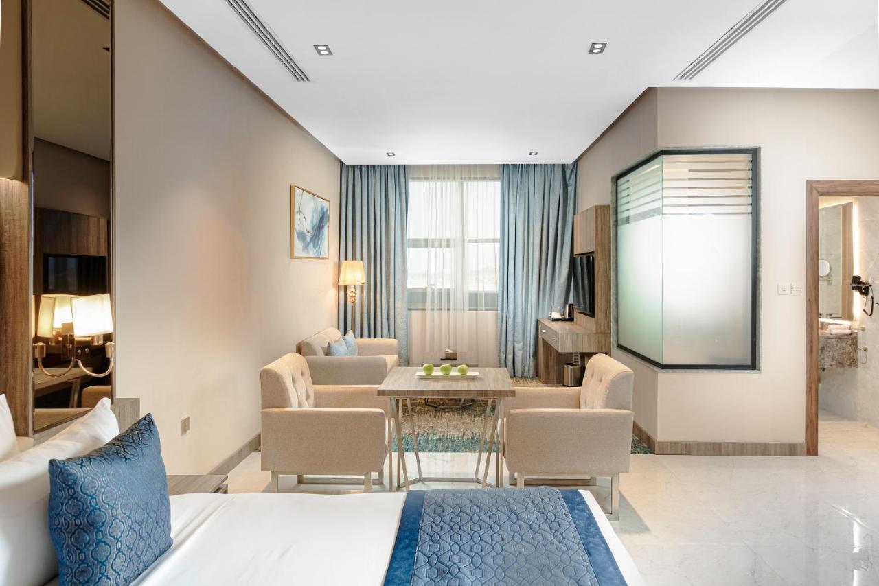 Hotel Seven Gardens *