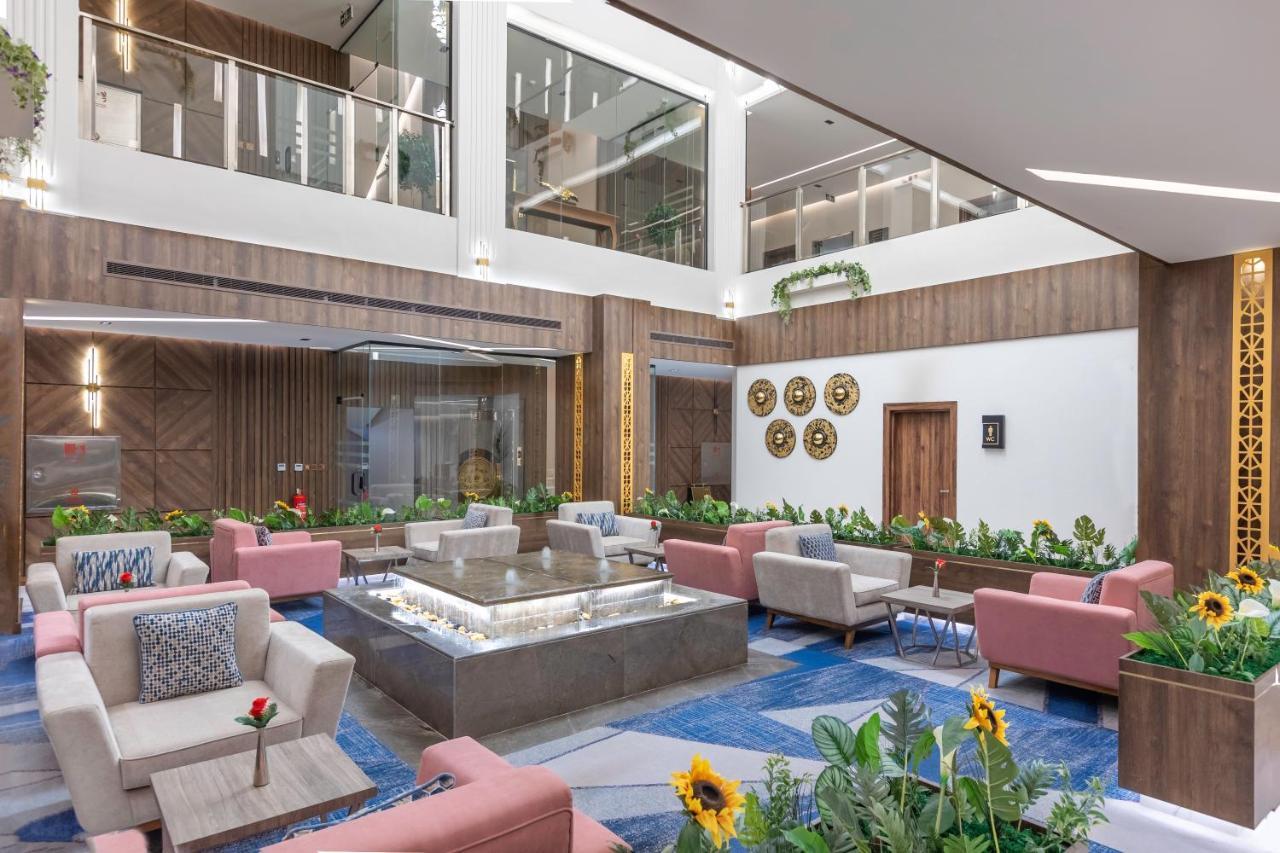 Seven Gardens Hotel